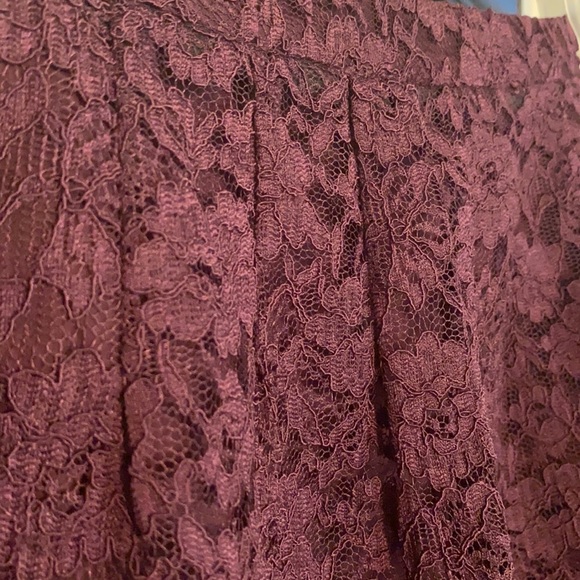 Deep purple mini lace skirt scalloped hem - Picture 3 of 5
